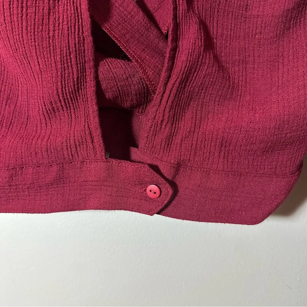 Silence + Noise Urban Ourfitters Top Women's Size XS Maroon Red Wrap Crop - Picture 7 of 14